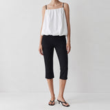 Veya Bubble Hem Open-Back Top & Slim Capri Pants